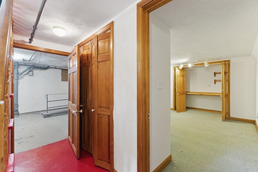 90 Woodland Rd