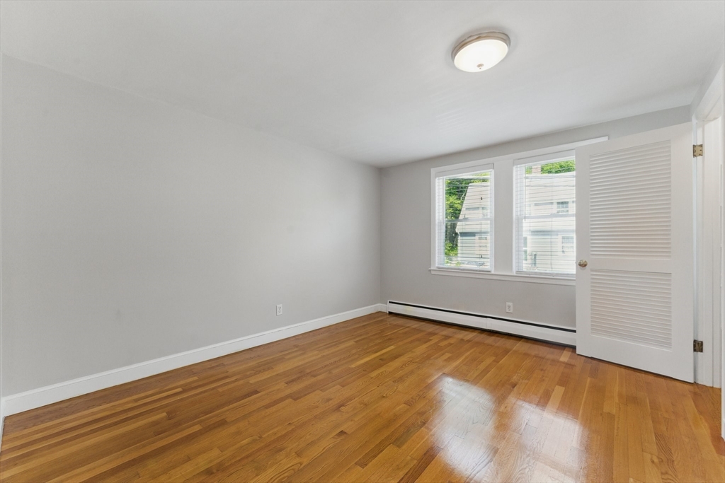 90 Woodland Rd