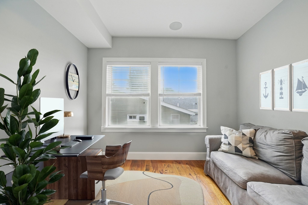 18 Robert St # 6