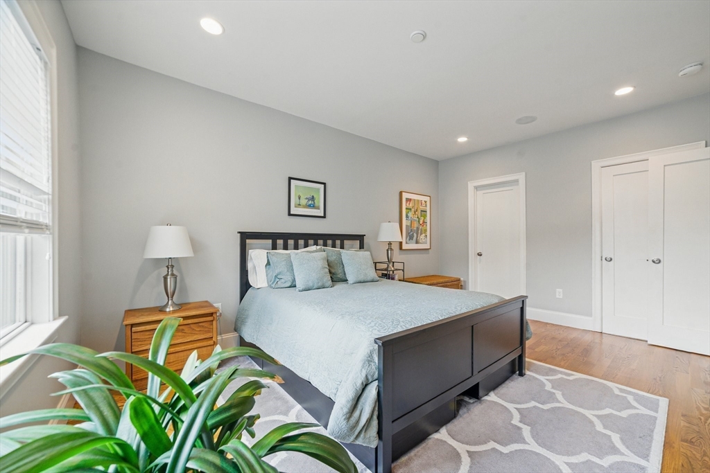 18 Robert St # 6