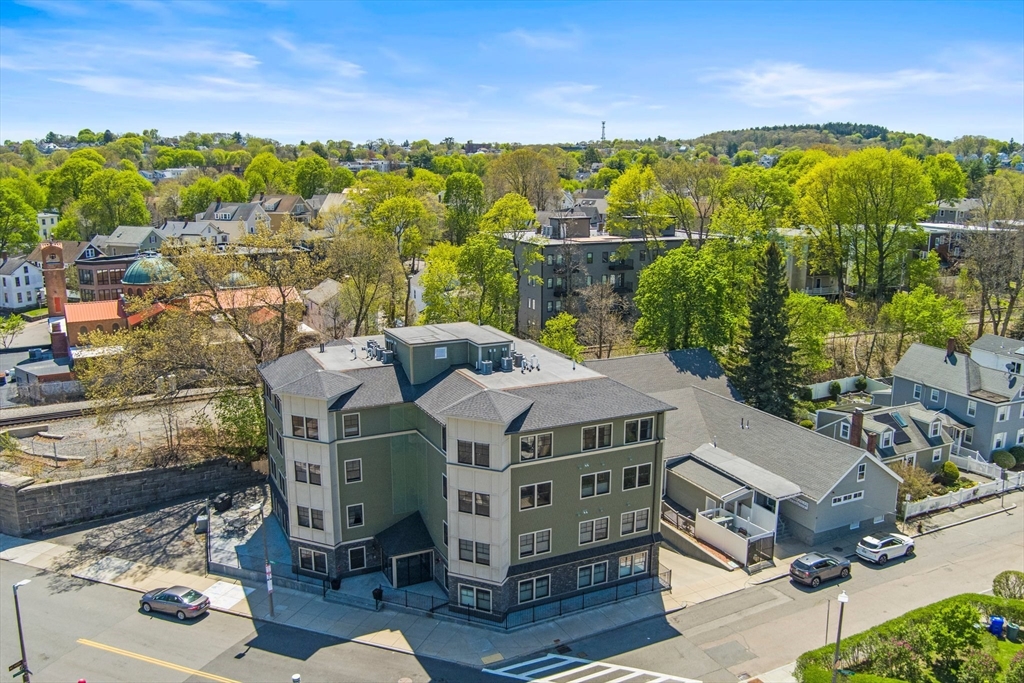 18 Robert St # 6