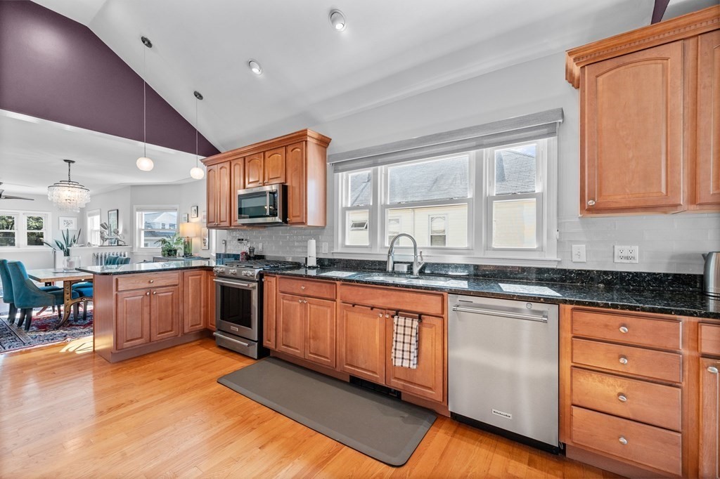 38 Amsden St # 38