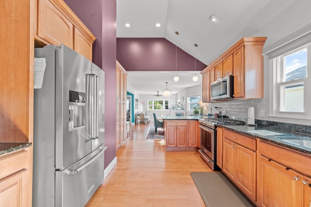 38 Amsden St # 38
