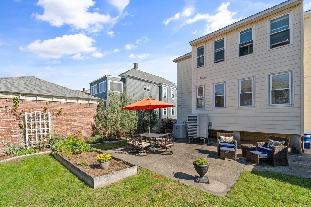 38 Amsden St # 38
