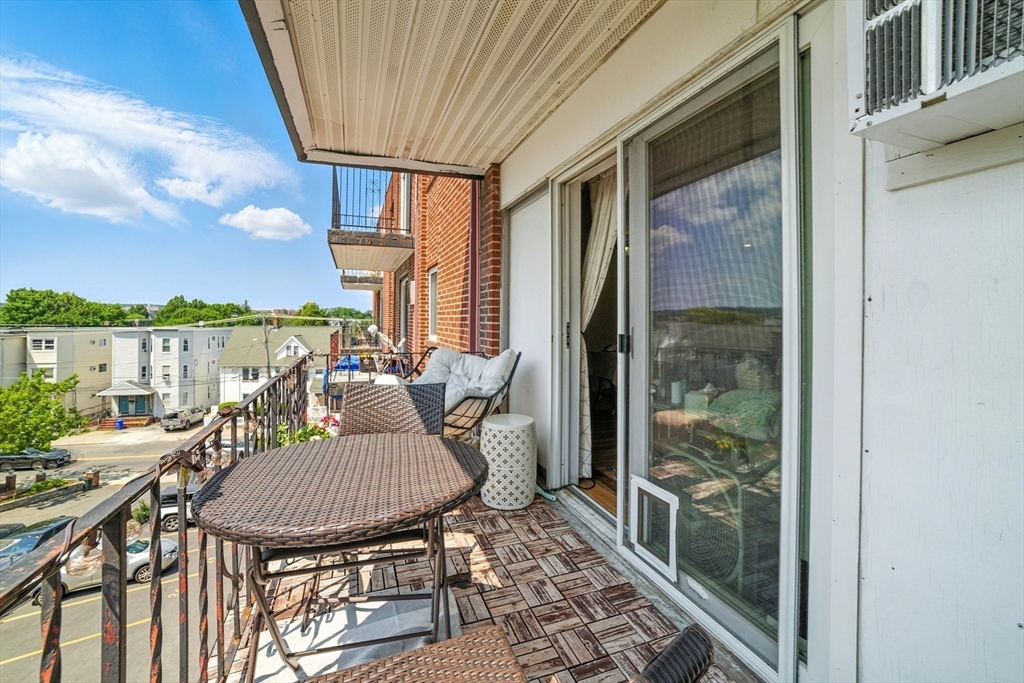 80 Main St # 20