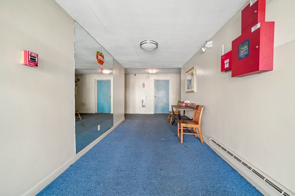 80 Main St # 20