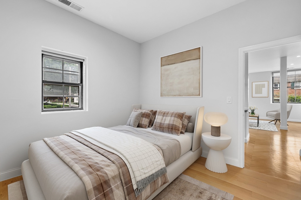 21 Linden St # 210