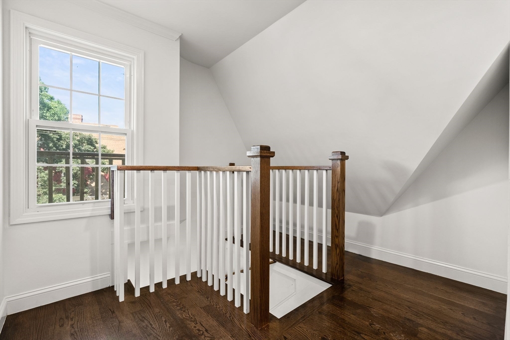 21 Greystone Rd # 2
