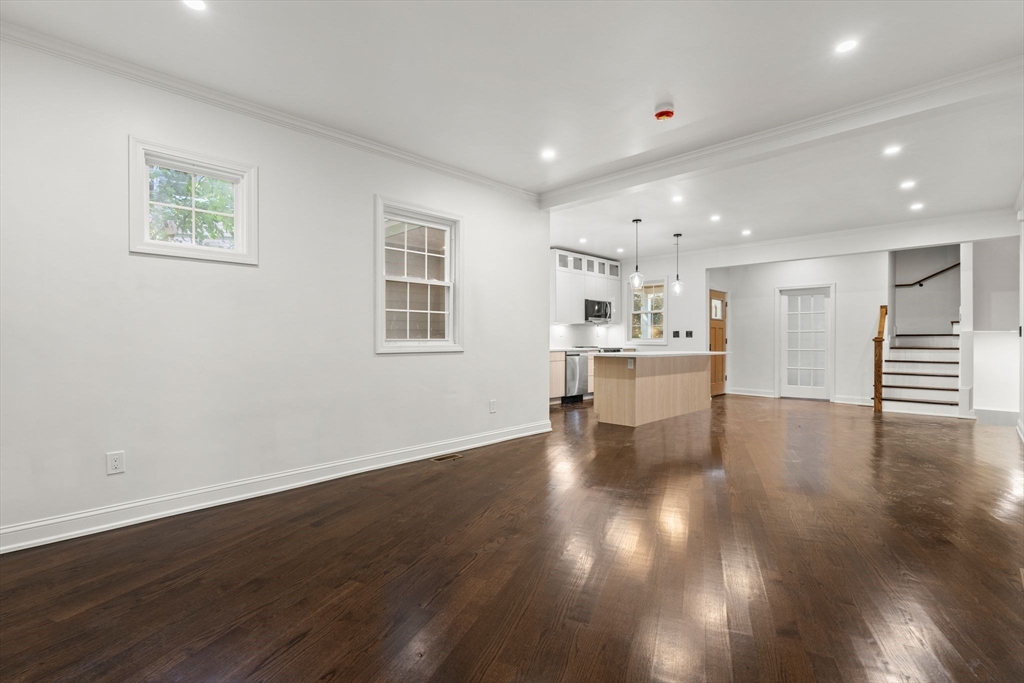 21 Greystone Rd # 2