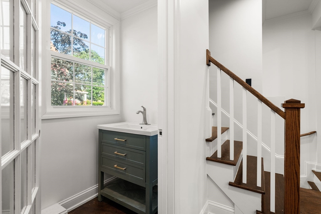 21 Greystone Rd # 2