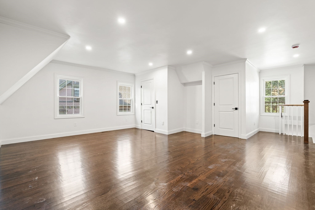 21 Greystone Rd # 2
