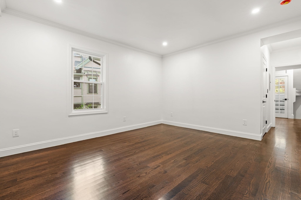 21 Greystone Rd # 2