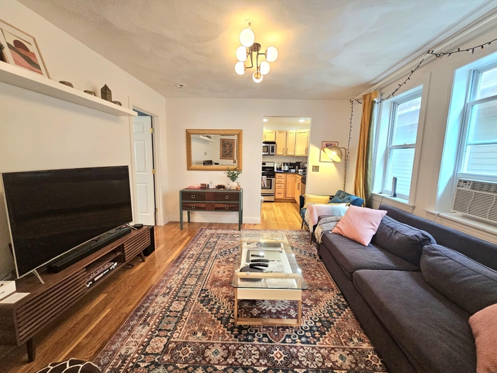 26 Holden St # 1
