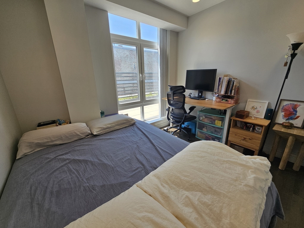 262 Monsignor O'brien Hwy # 306