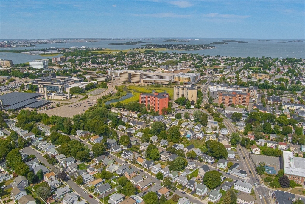 115 W Squantum St # 702
