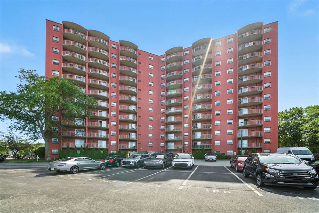 115 W Squantum St # 702