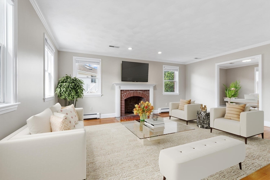 4 Gavin Cir