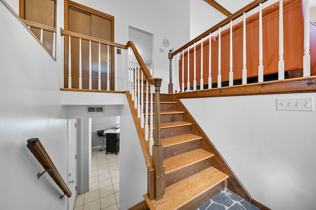 38 W Elm St
