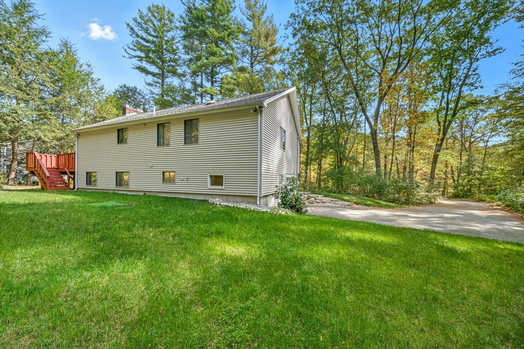 38 W Elm St
