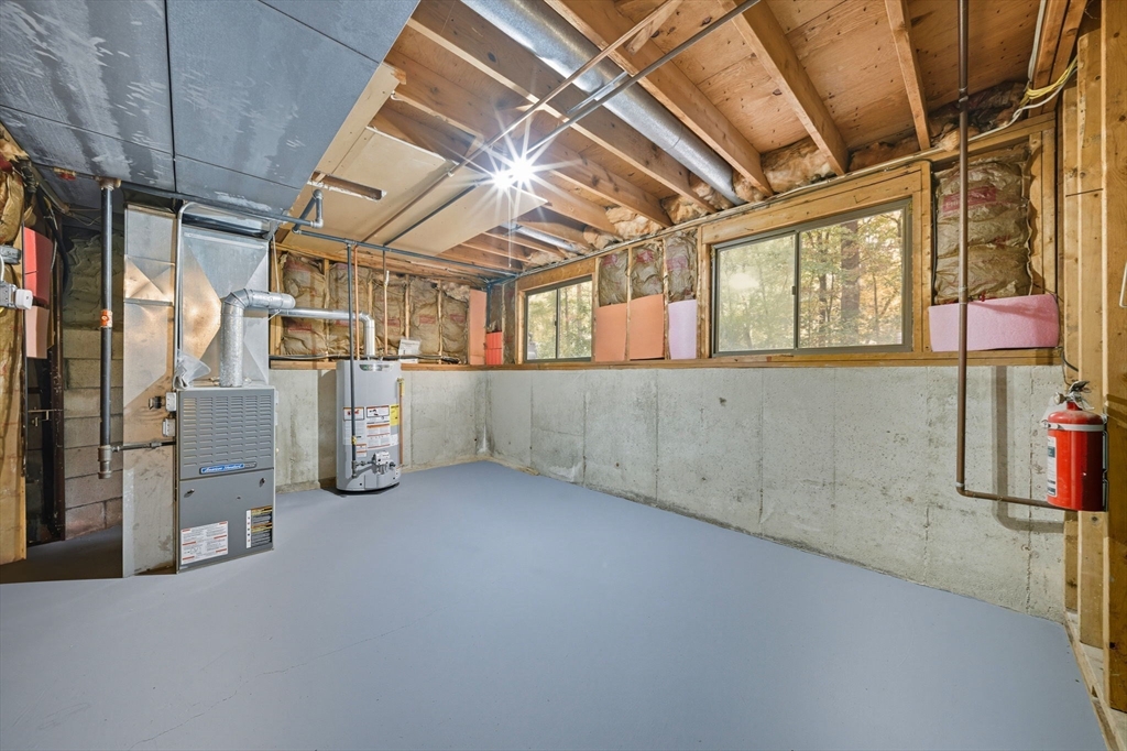 38 W Elm St