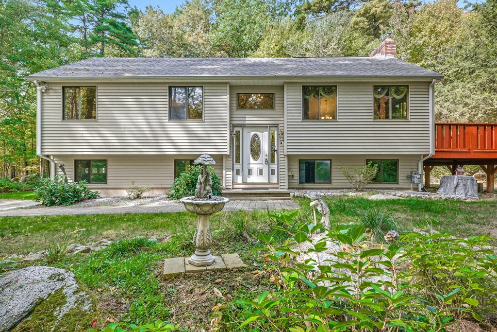38 W Elm St