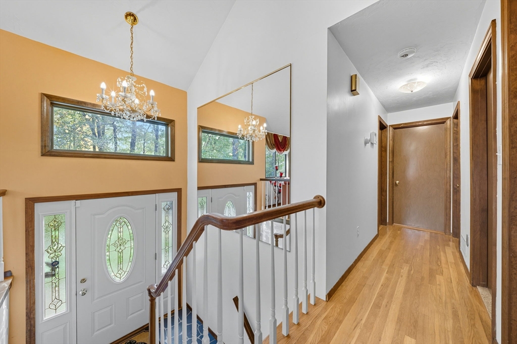 38 W Elm St