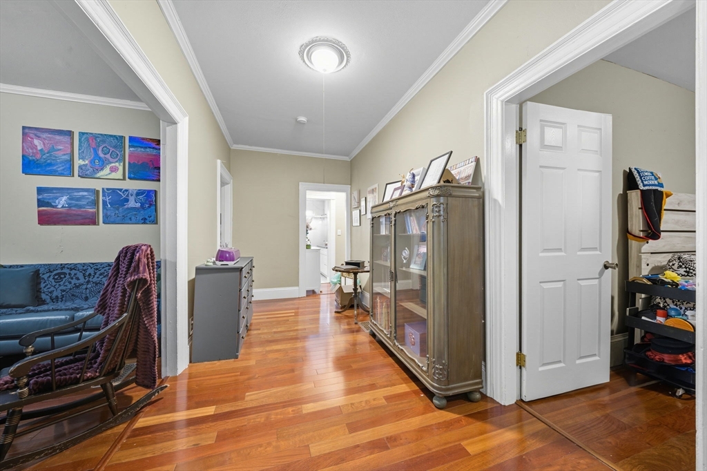 19-21 Wolcott St