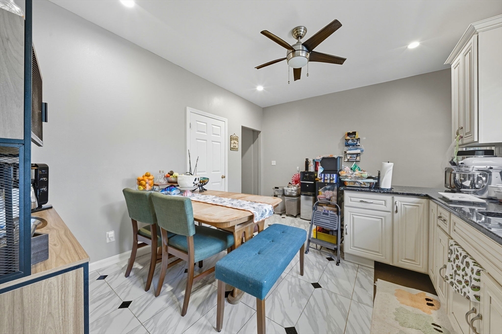 19-21 Wolcott St
