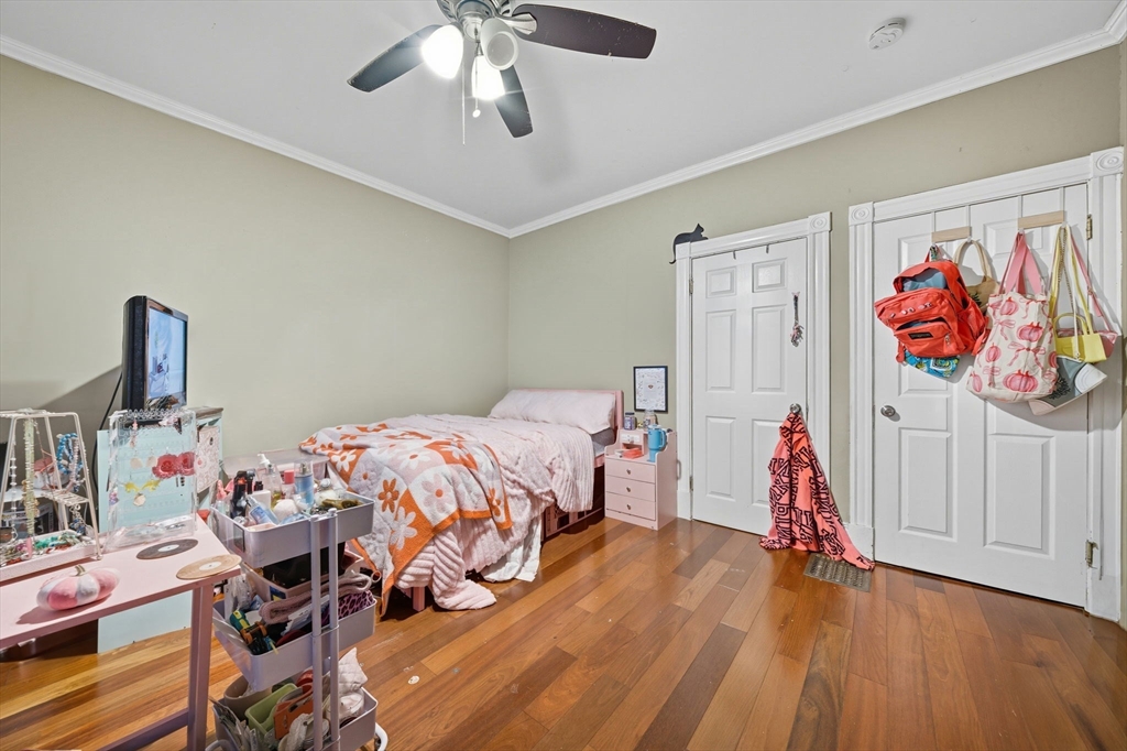 19-21 Wolcott St