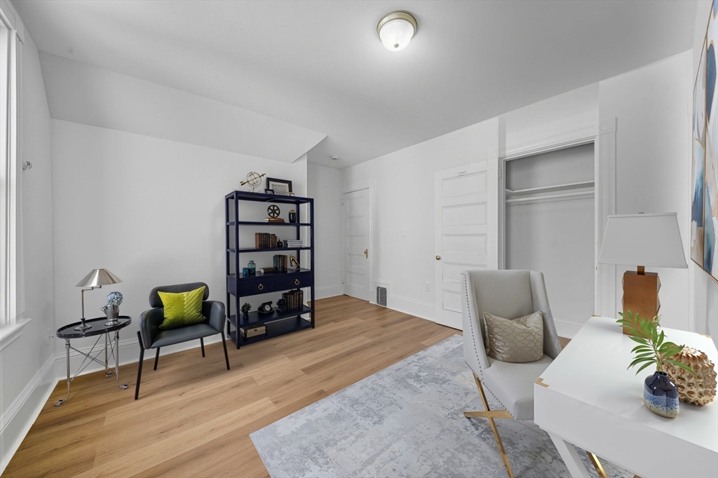 19-21 Wolcott St