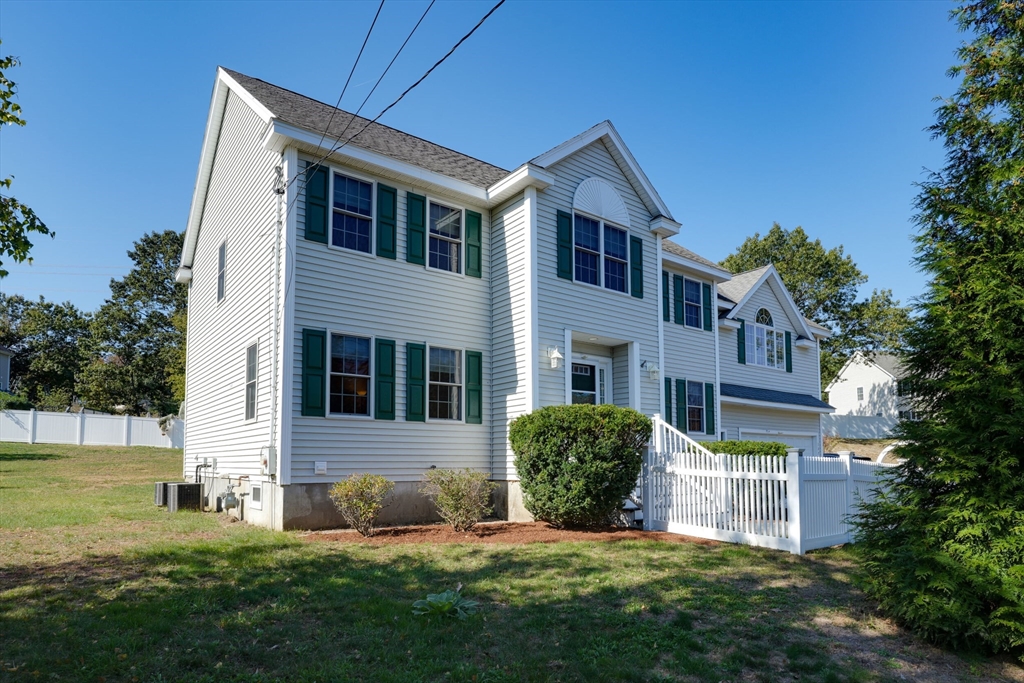 137 Winn St