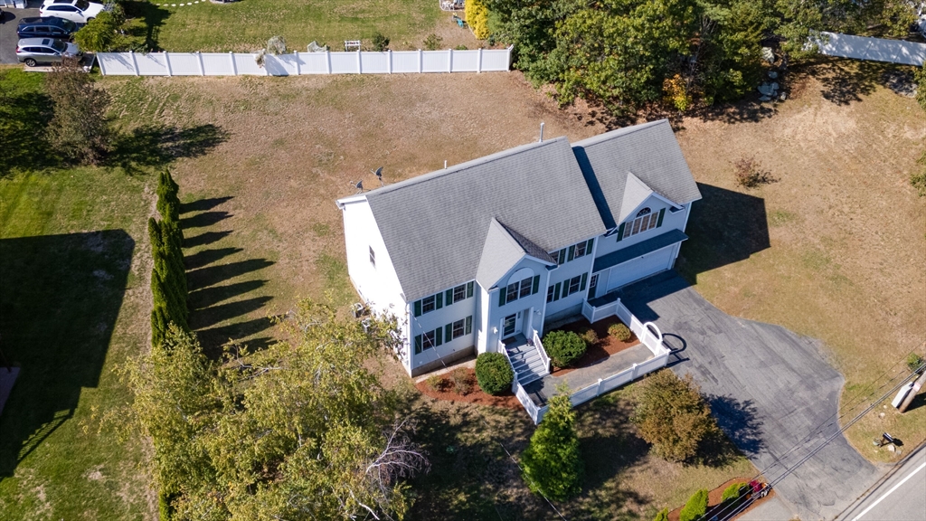 137 Winn St