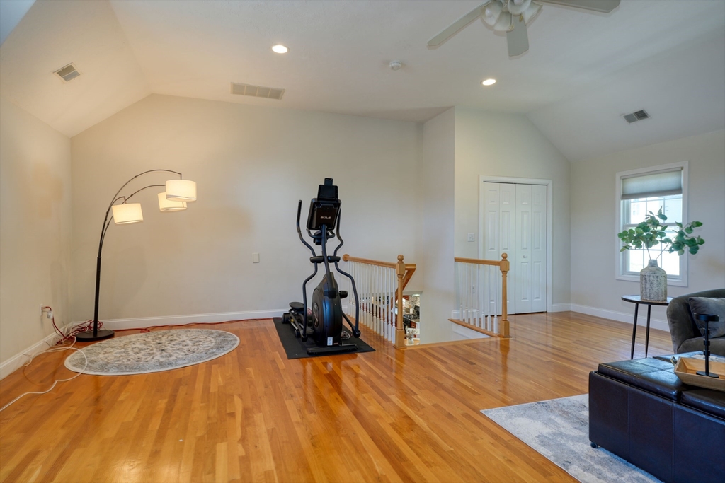 137 Winn St