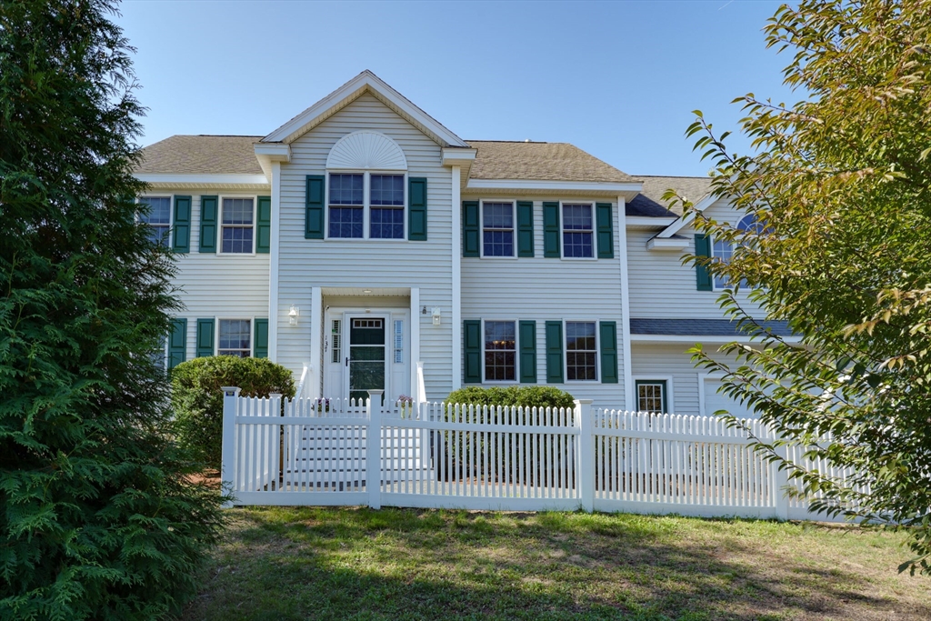 137 Winn St