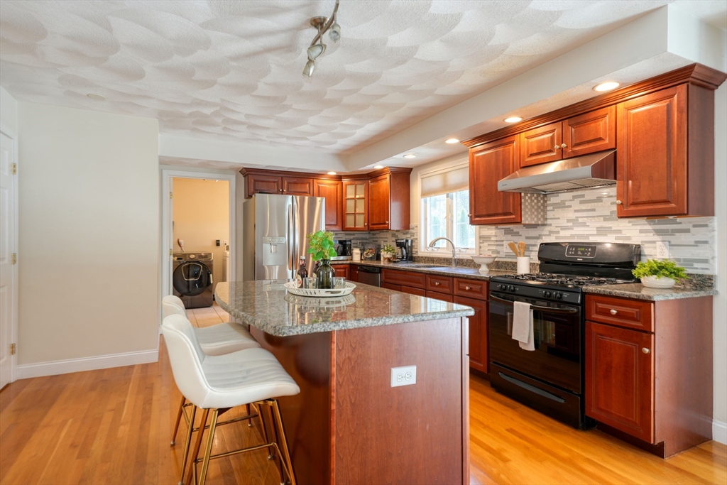 137 Winn St
