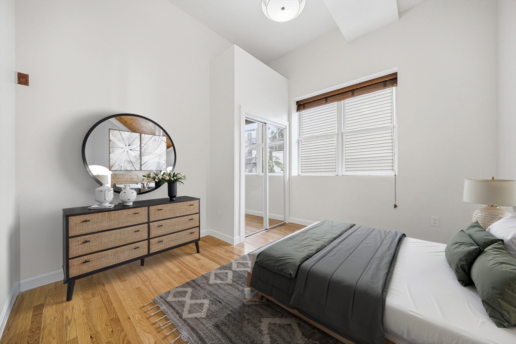 156 Chelsea St # 103