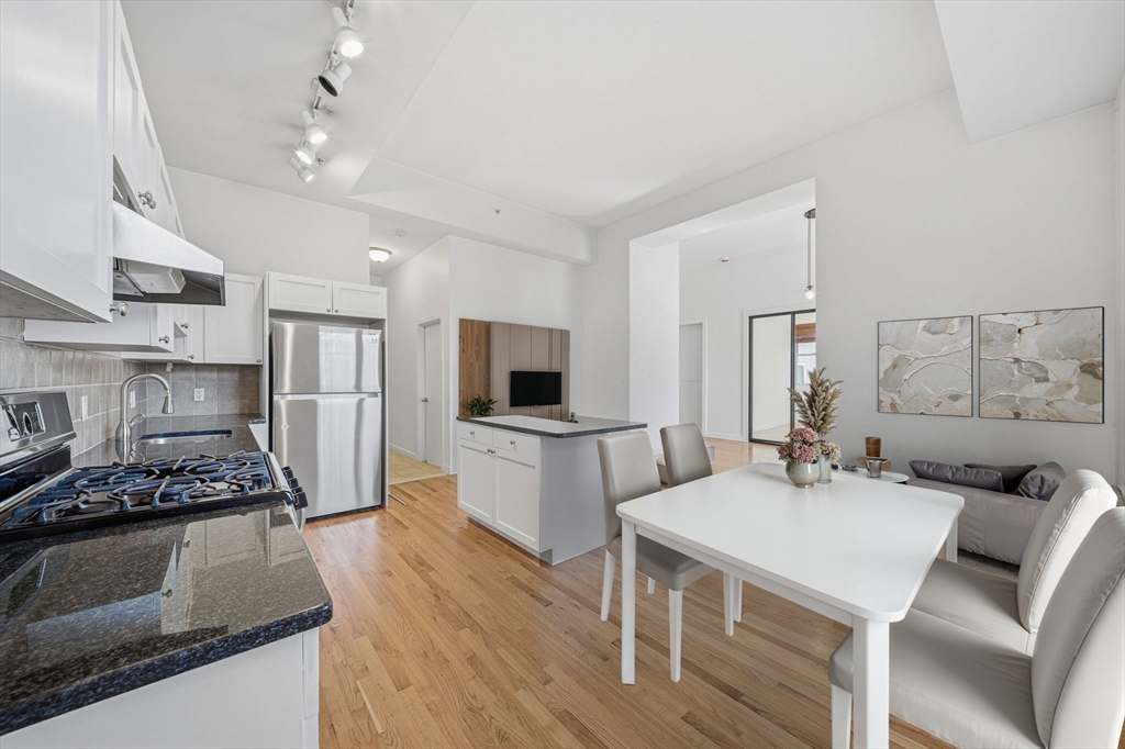 156 Chelsea St # 103