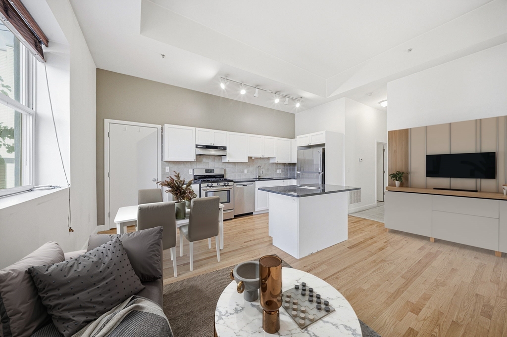 156 Chelsea St # 103