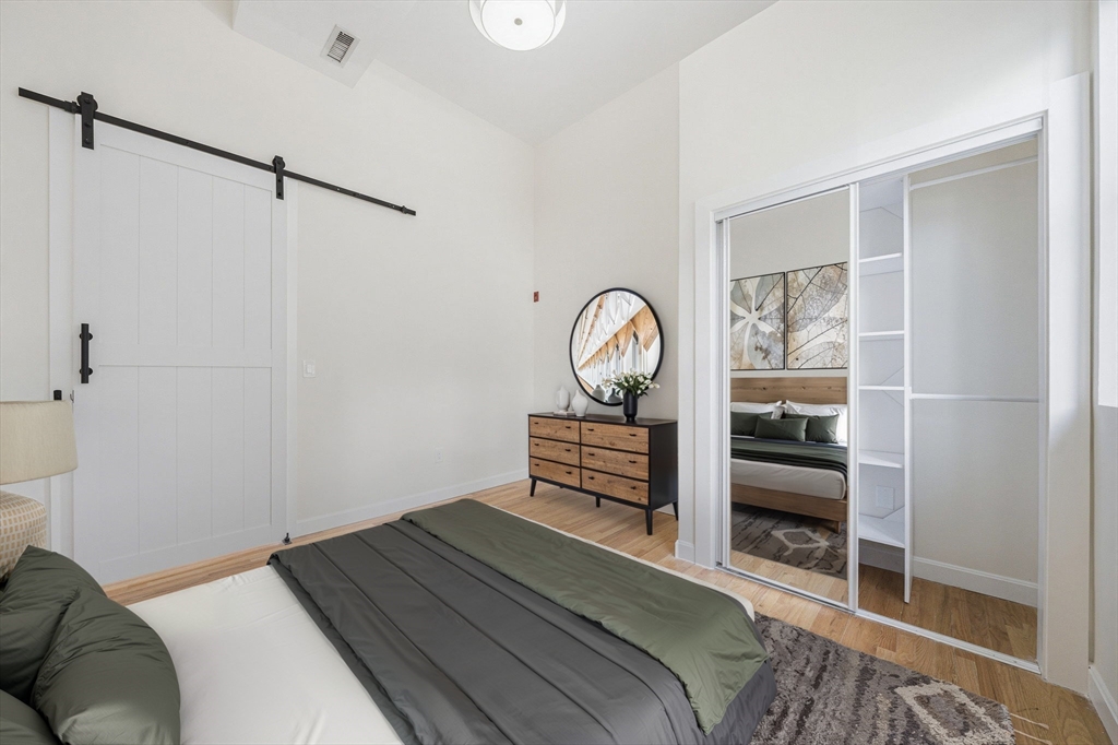 156 Chelsea St # 103