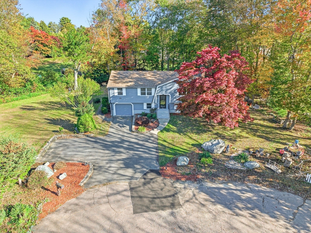 10 Hamman Circle