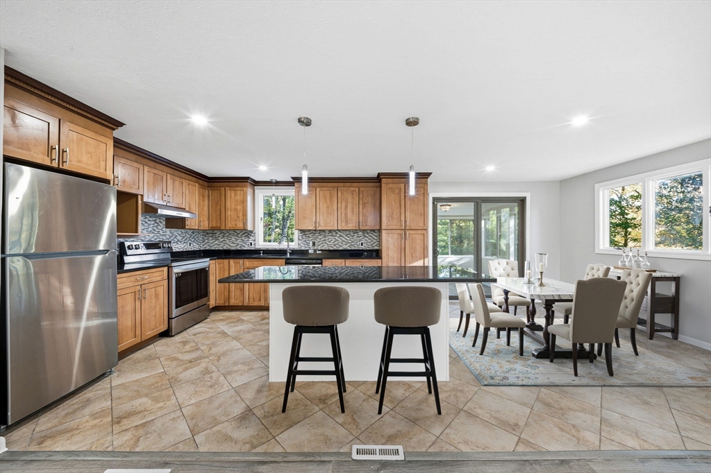 10 Hamman Circle