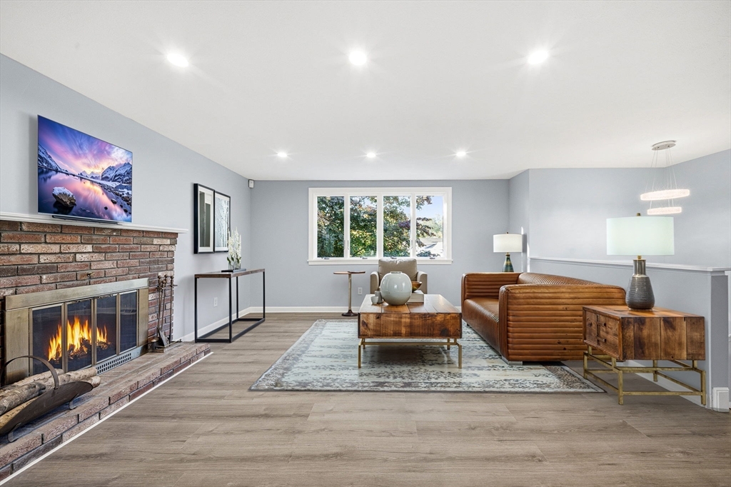 10 Hamman Circle