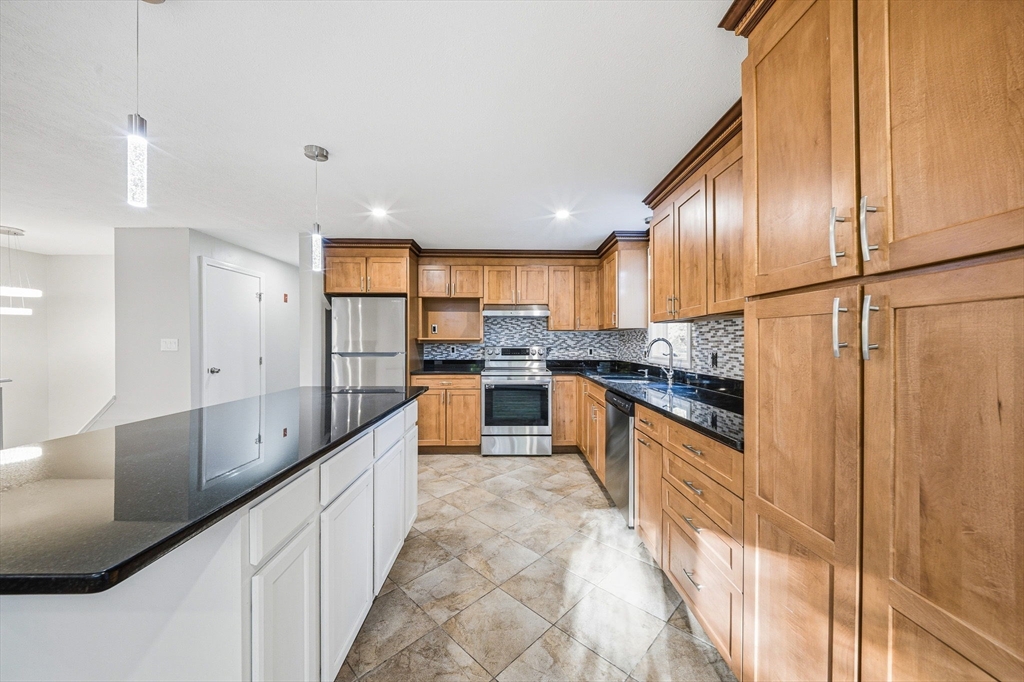 10 Hamman Circle