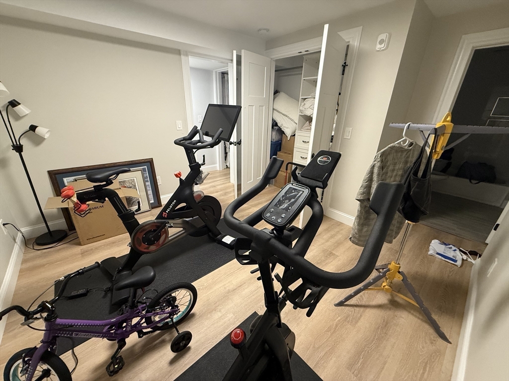 34 Jamaica Rd # 1