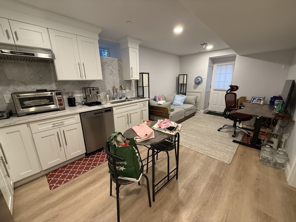34 Jamaica Rd # 1