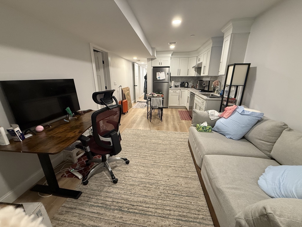 34 Jamaica Rd # 1