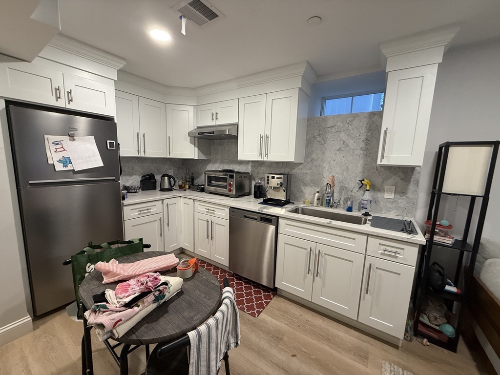 34 Jamaica Rd # 1