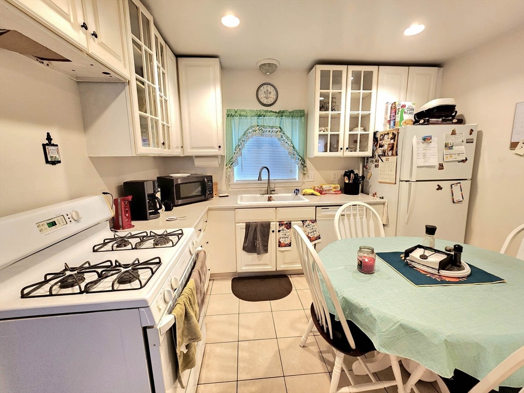 10 Alton Road # 10