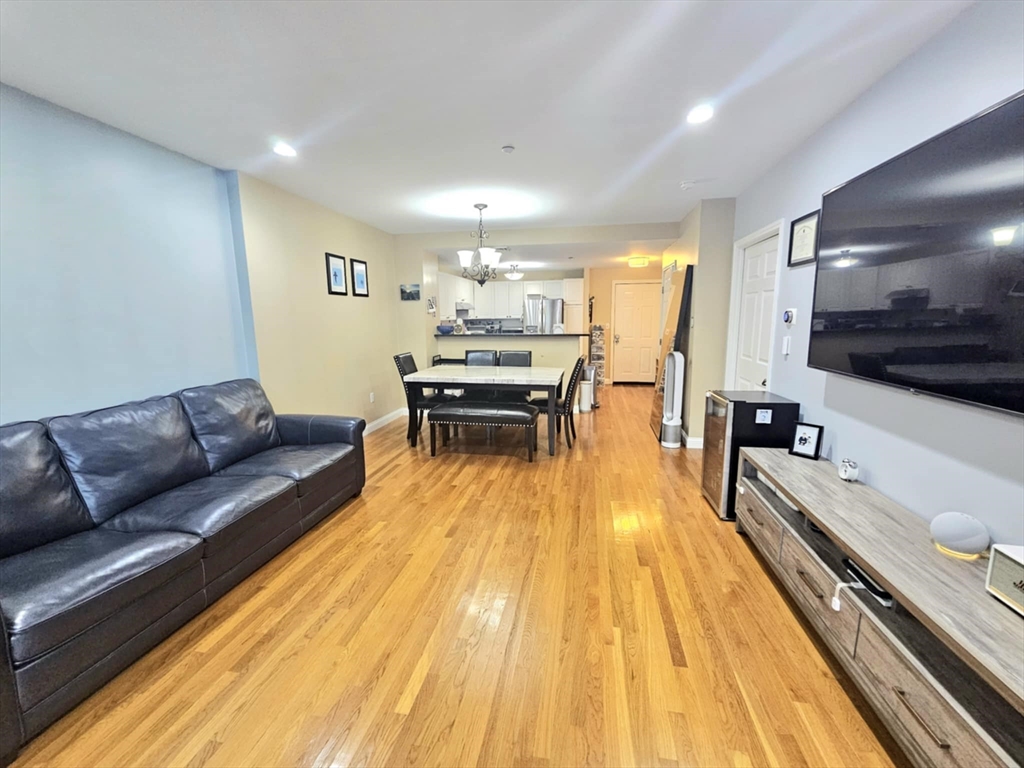 10 Seaport Drive # 2111