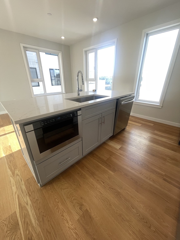 267 Old Colony Ave # 414
